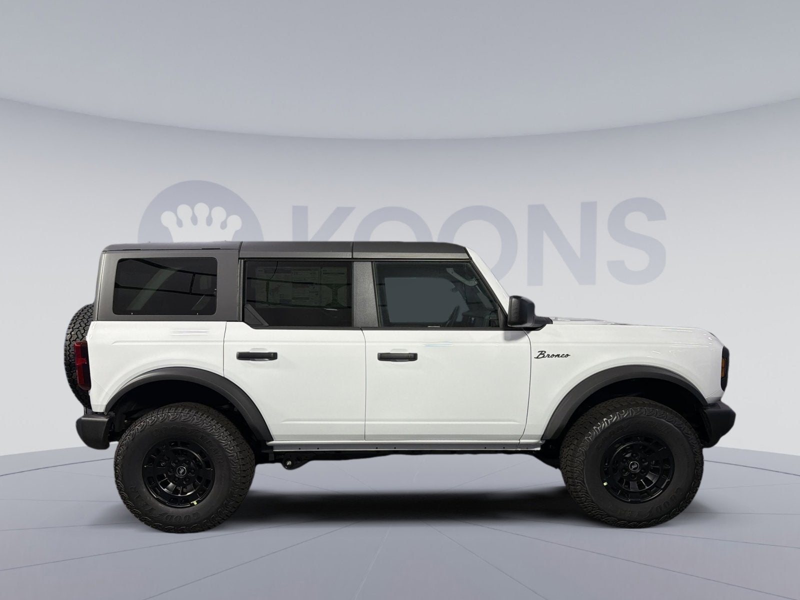 2026 Ford Bronco Big Bend Matte Black Package