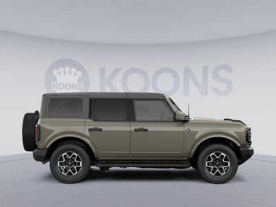 2026 Ford Bronco Outer Banks