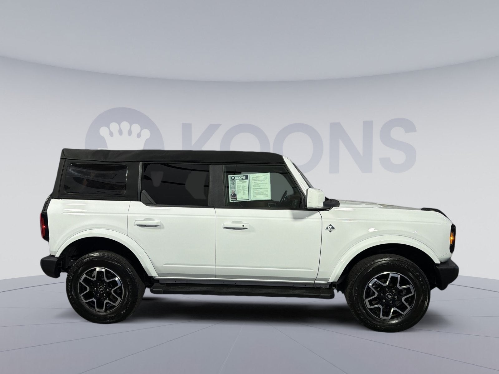 2024 Ford Bronco Outer Banks
