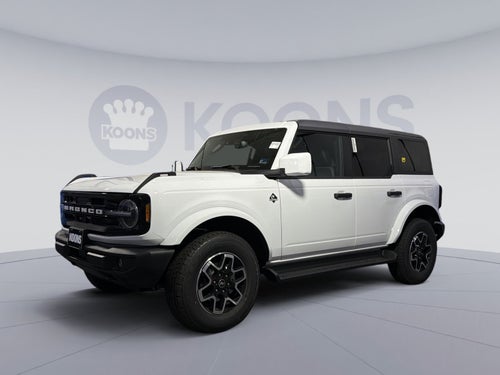 2026 Ford Bronco Outer Banks