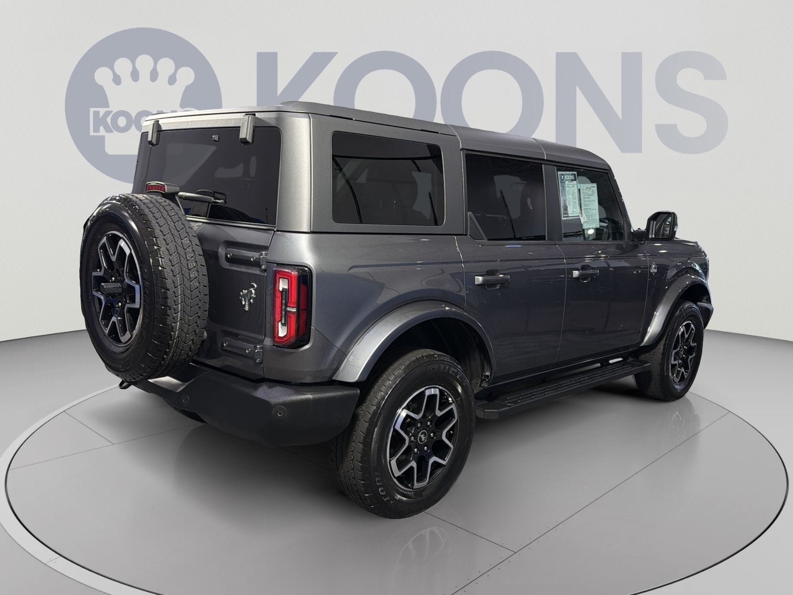 2023 Ford Bronco Outer Banks
