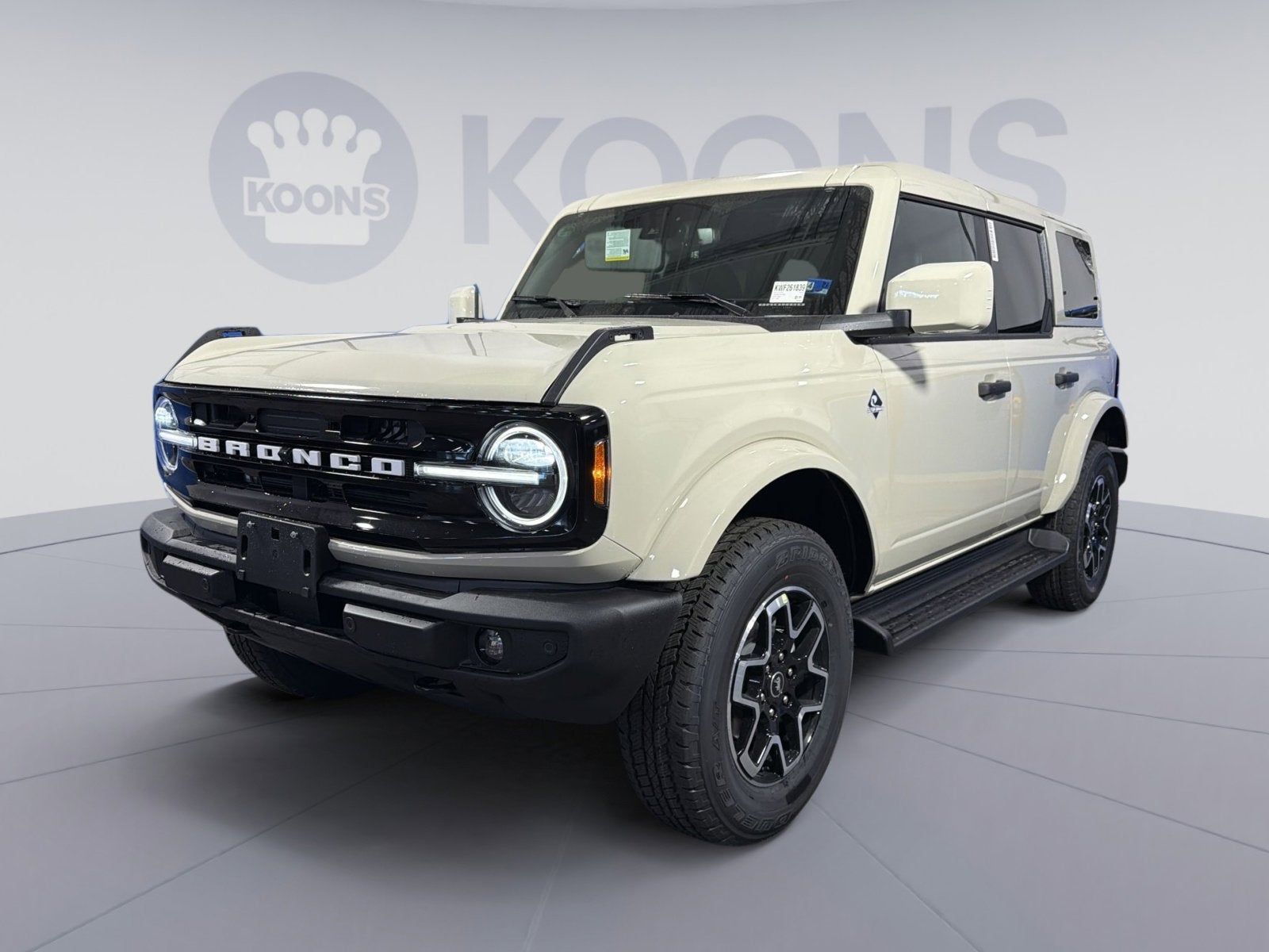 2026 Ford Bronco Outer Banks