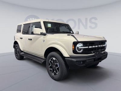 2026 Ford Bronco Outer Banks