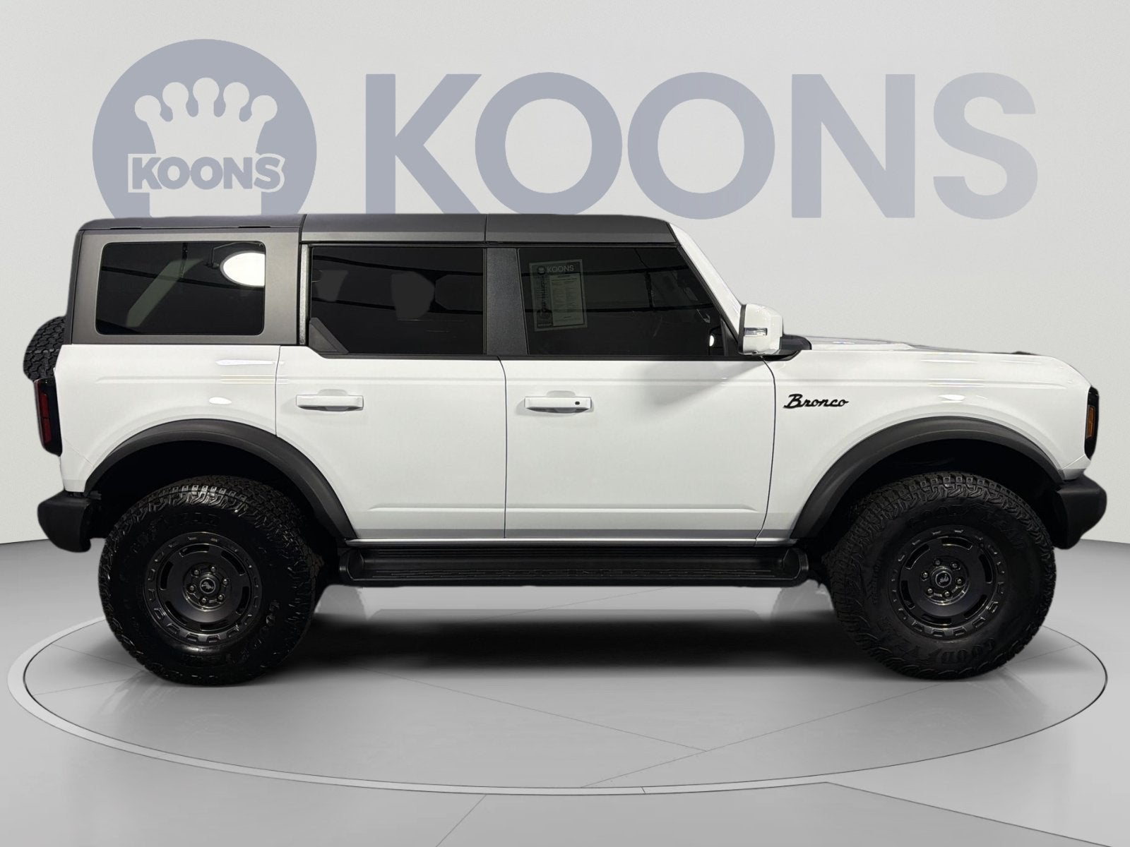 2025 Ford Bronco Outer Banks