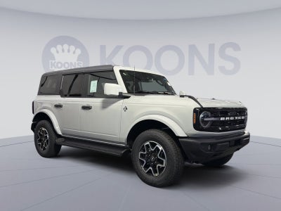 2026 Ford Bronco Outer Banks