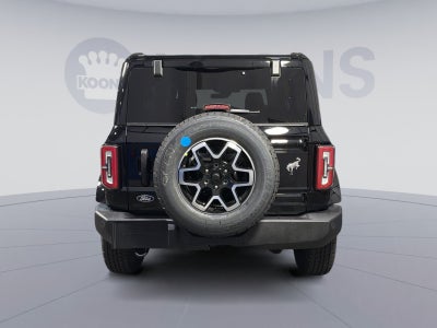 2026 Ford Bronco Outer Banks