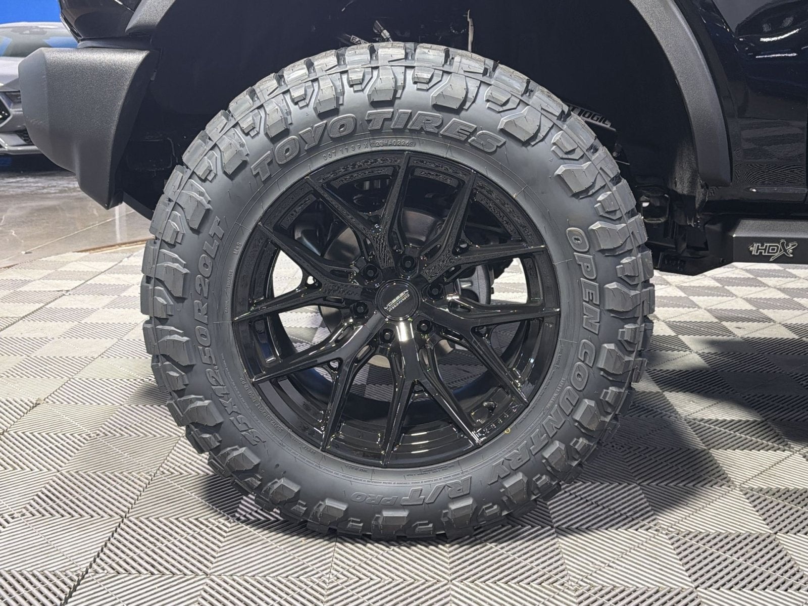2026 Ford Bronco Outer Banks Lifted