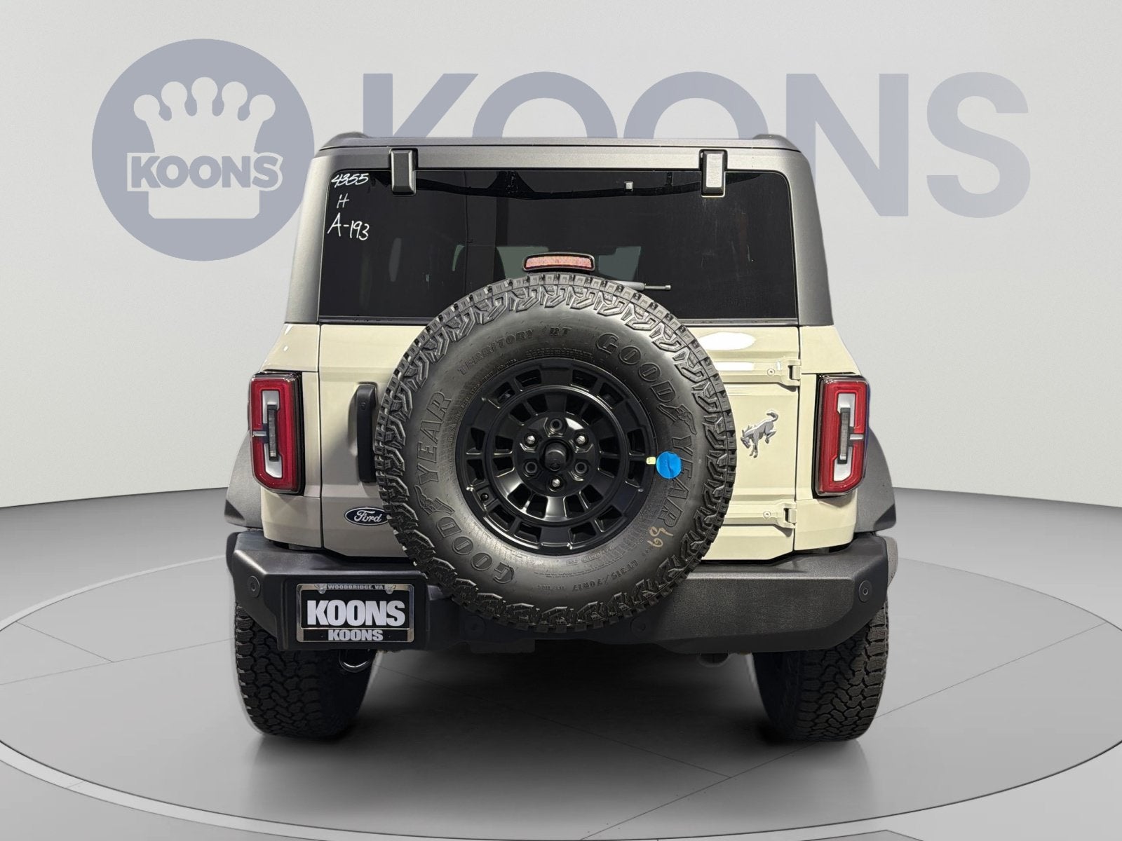 2026 Ford Bronco Outer Banks