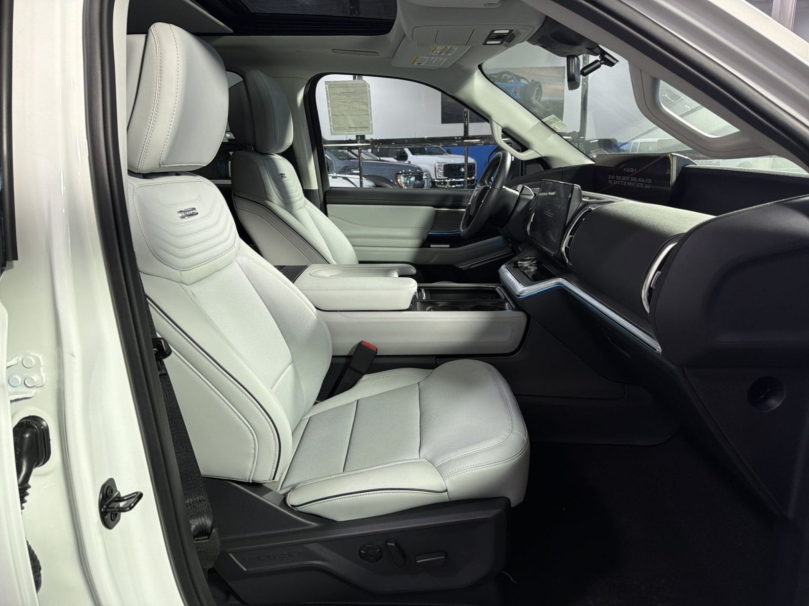 2027 Ford Expedition Max Platinum