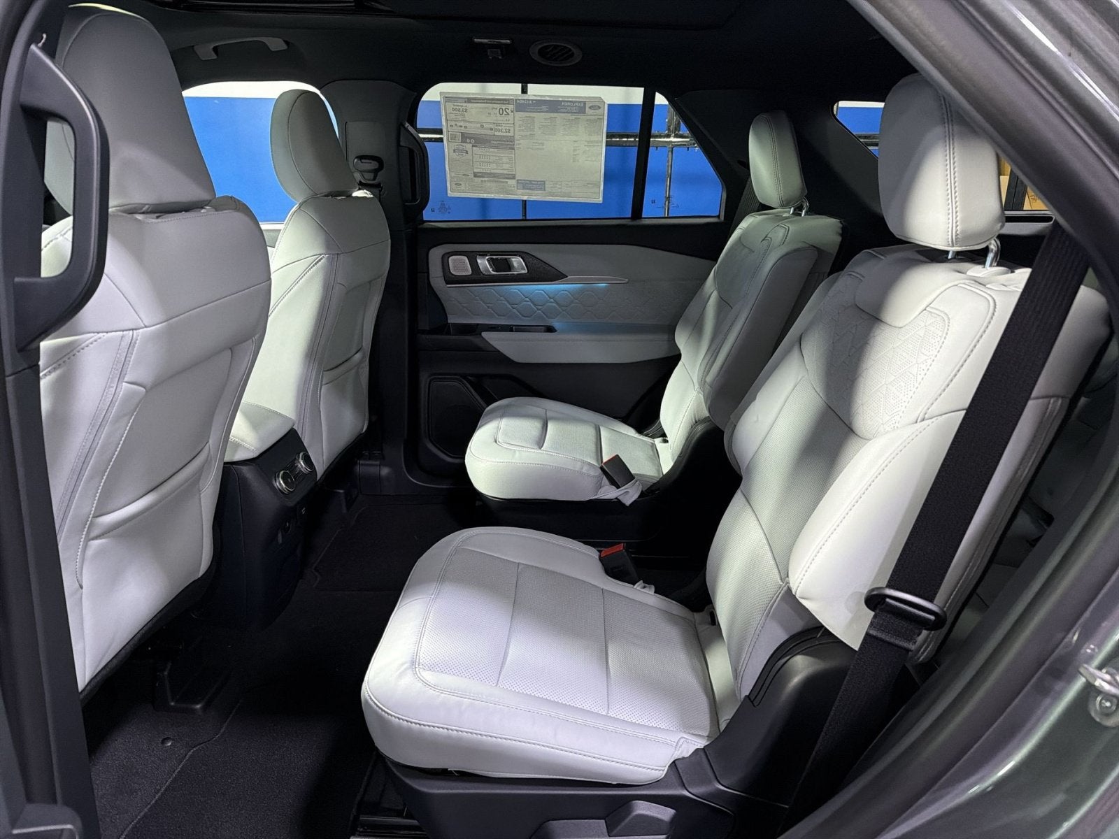 2027 Ford Explorer Platinum