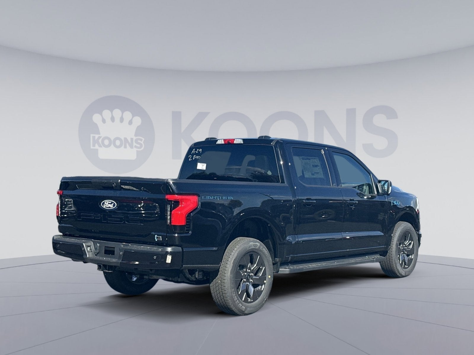 2025 Ford F-150 Lightning Flash