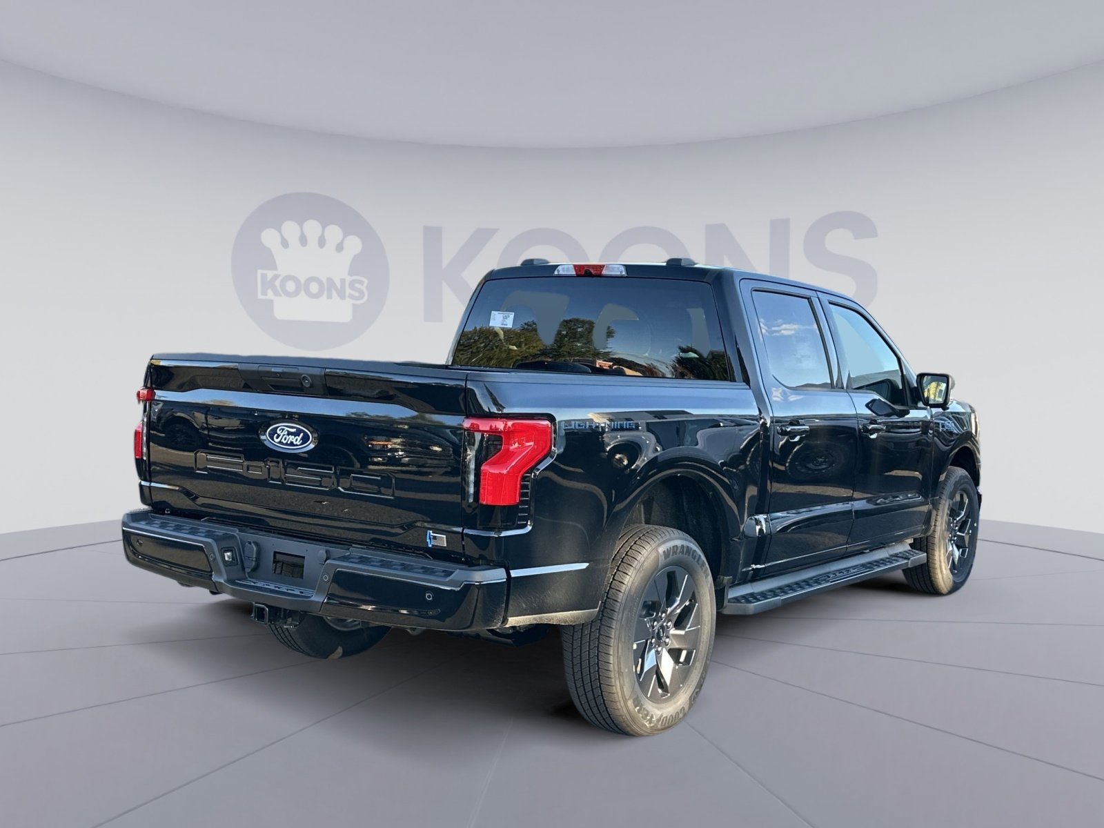 2025 Ford F-150 Lightning Flash