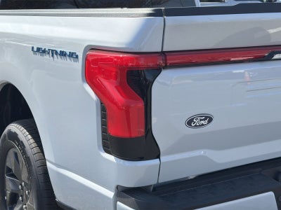 2025 Ford F-150 Lightning Lariat