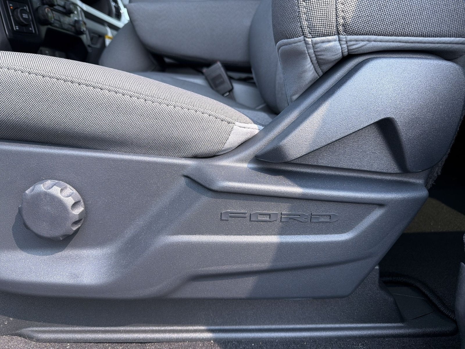 2026 Ford F-250 Super Duty XL - Photo 28