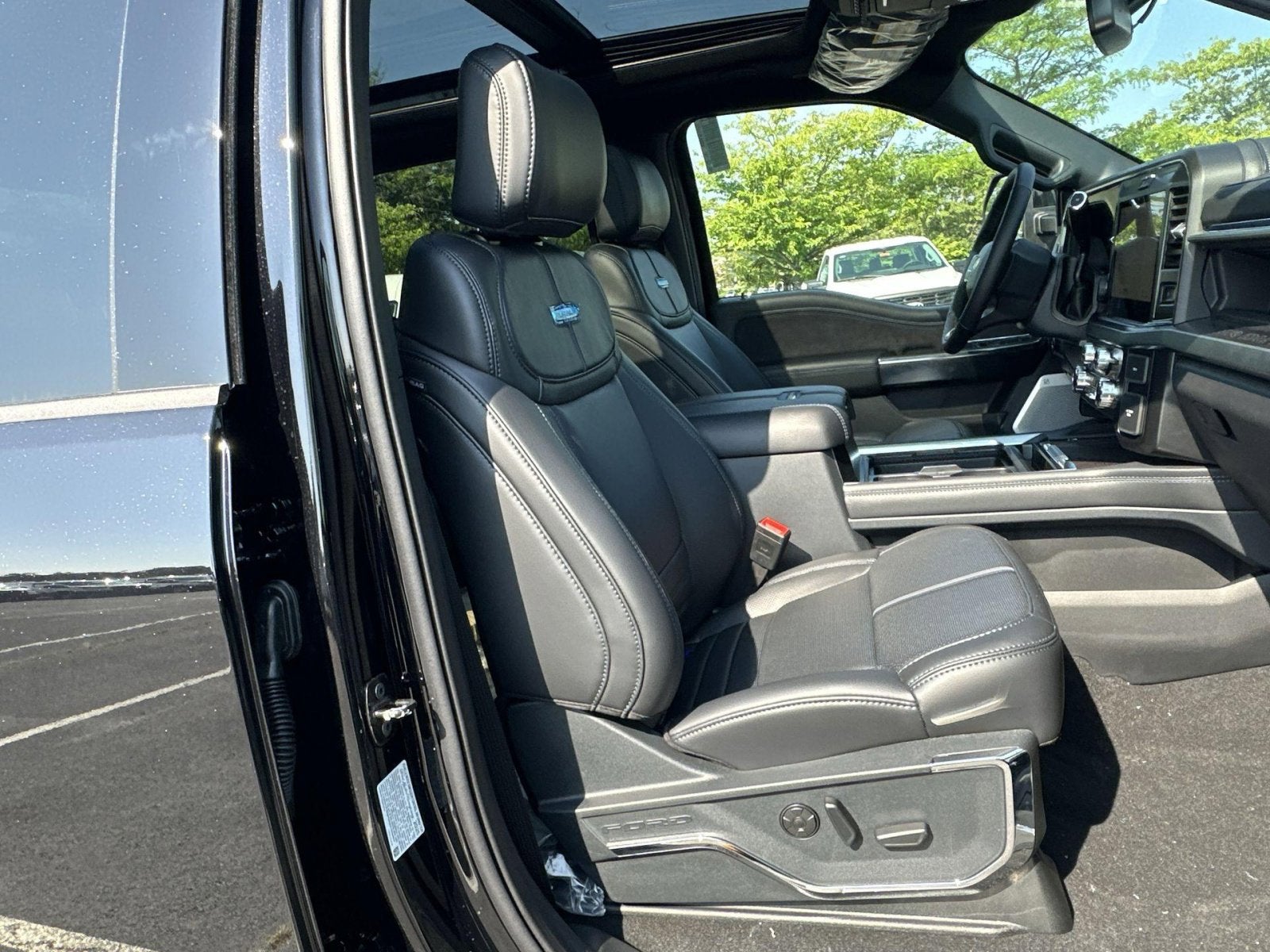 2025 Ford F-250SD Platinum