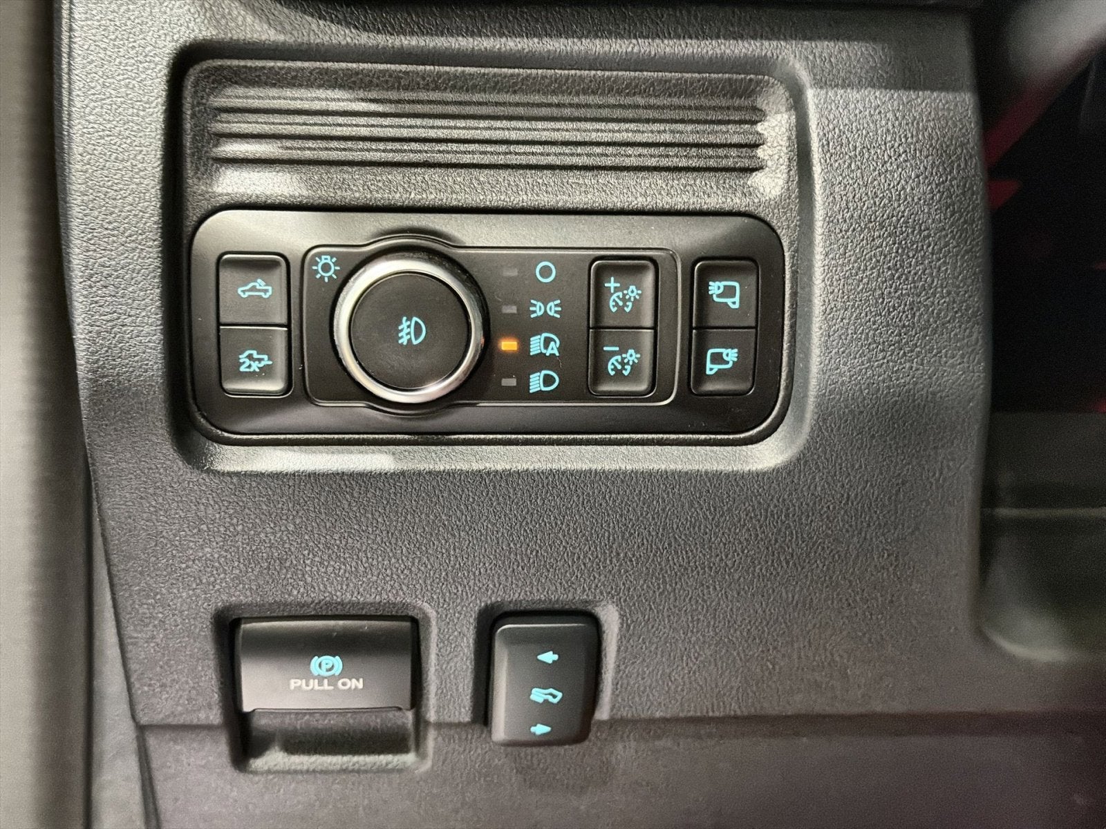 2026 Ford F-250SD Lariat Black Widow