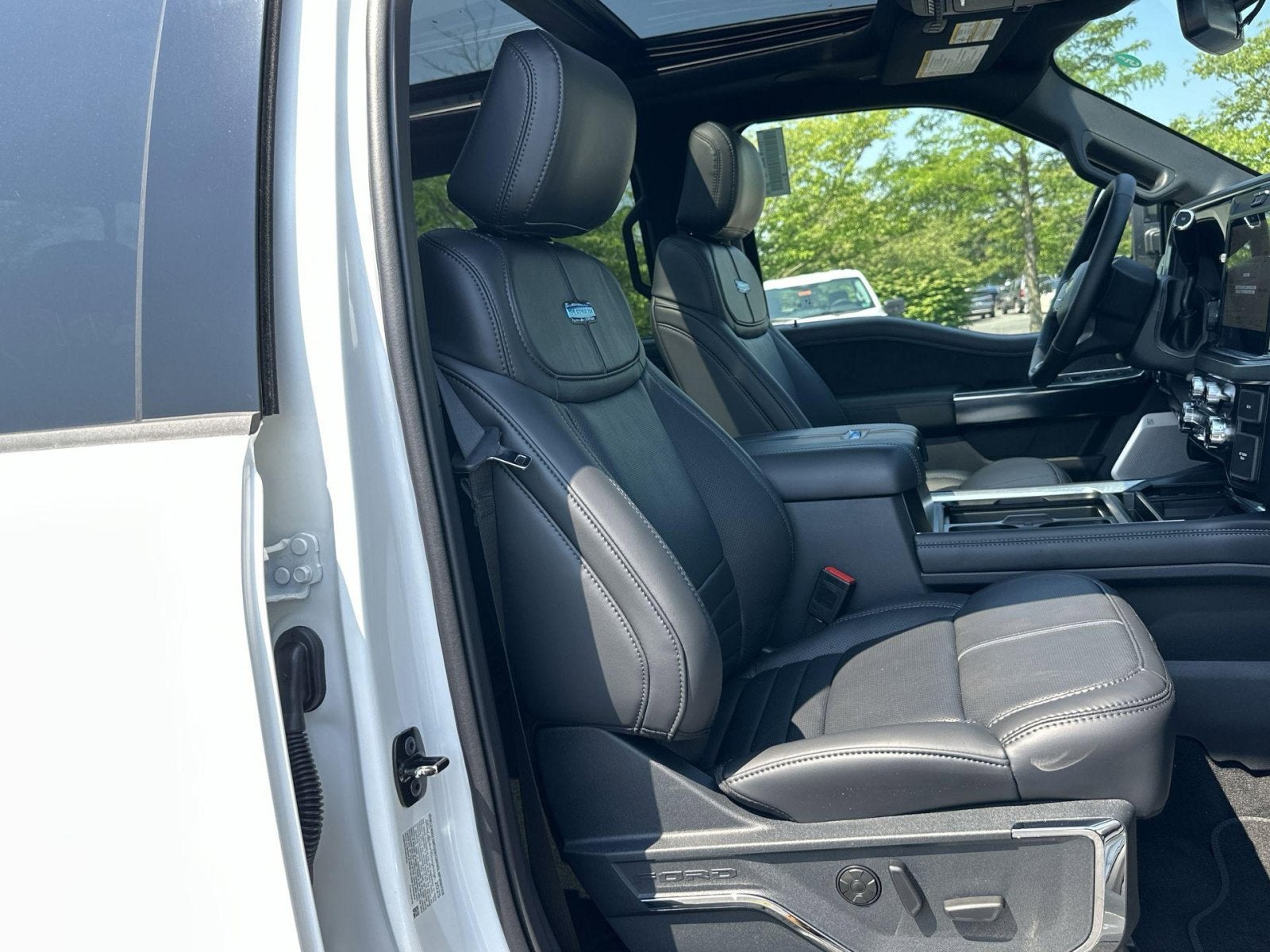 2025 Ford F-250SD Platinum