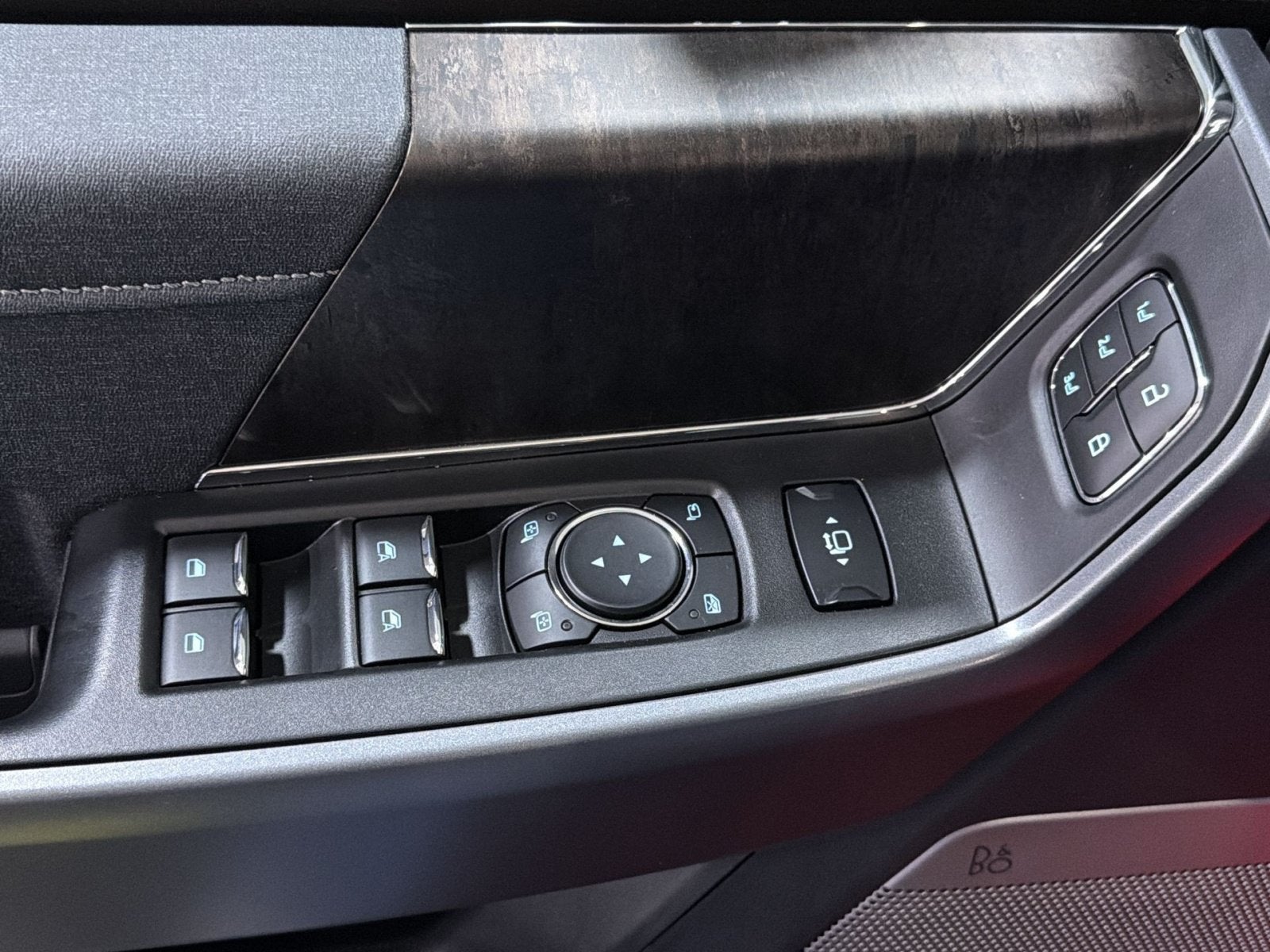 2026 Ford F-250SD Lariat Black Widow