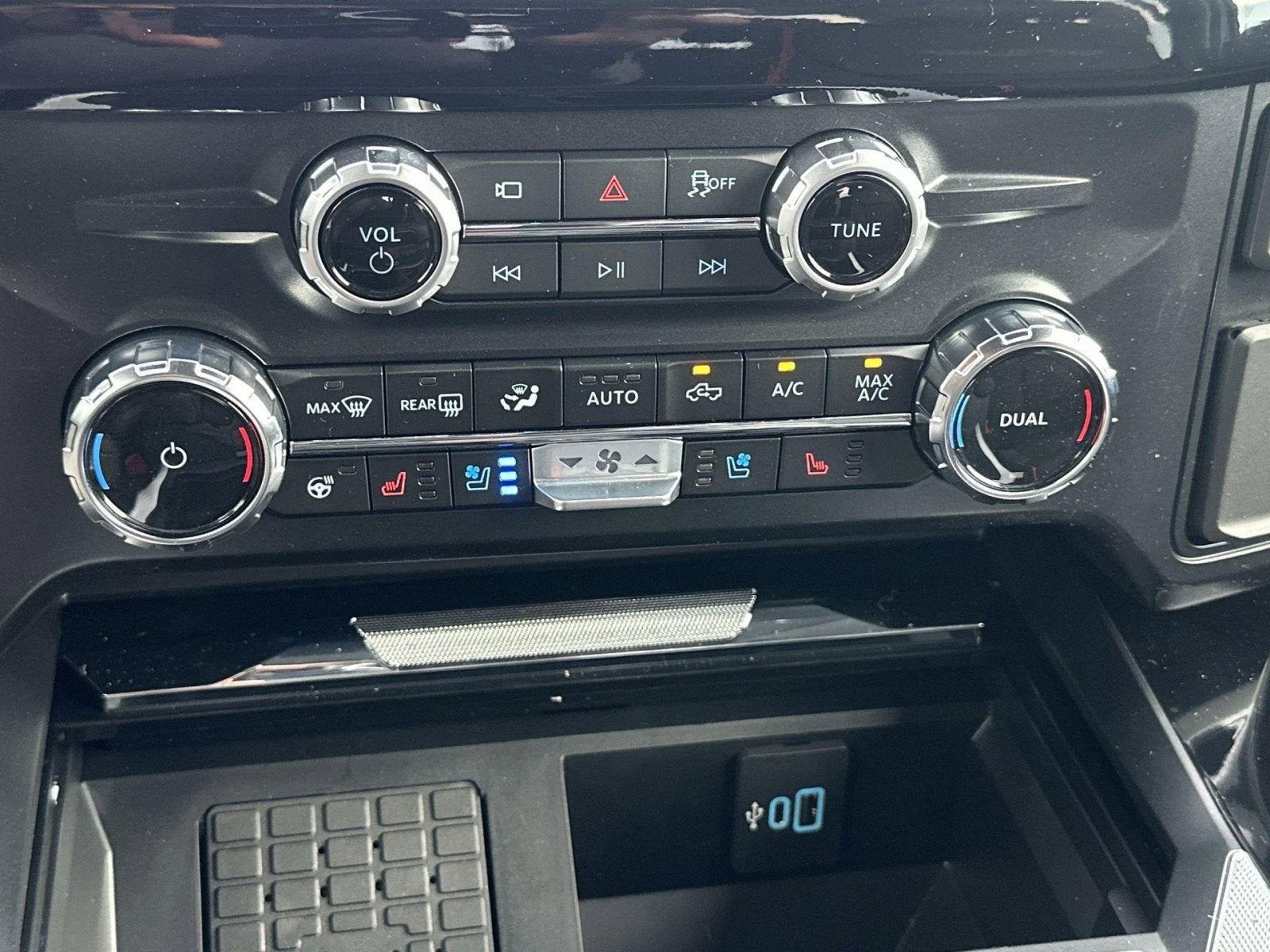 2025 Ford F-250SD Lariat