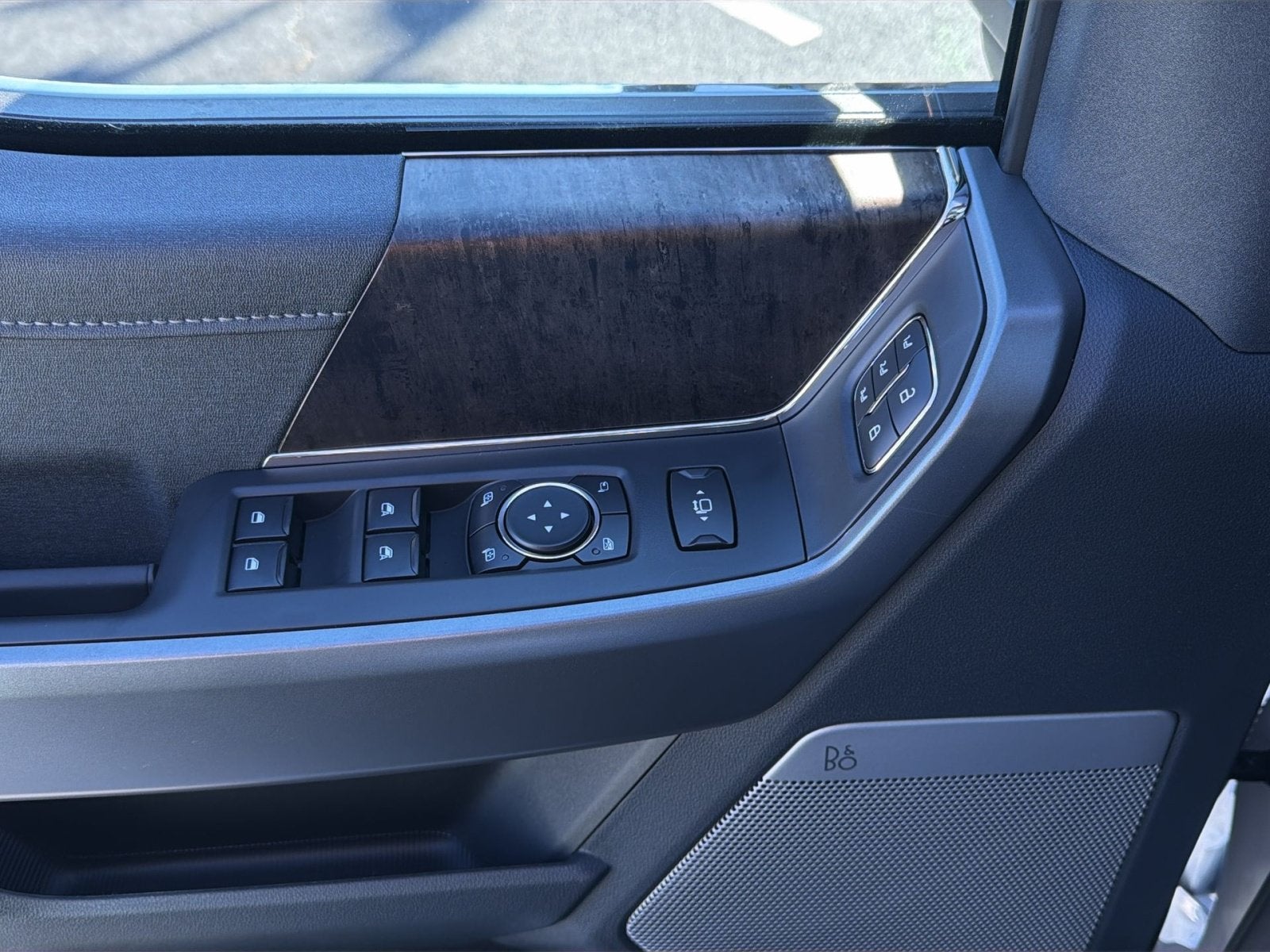 2027 Ford F-250SD Lariat