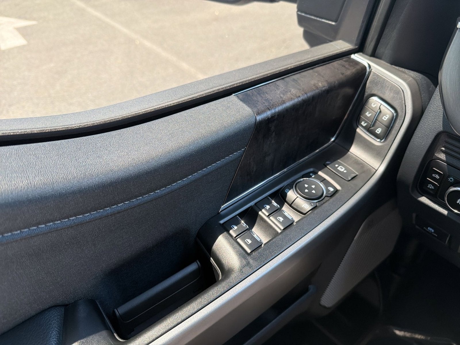 2025 Ford F-250SD Lariat