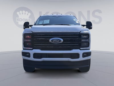 2025 Ford F-350SD Platinum