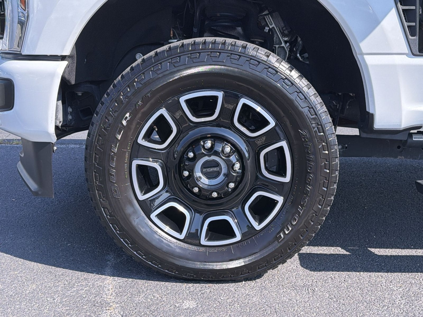 2025 Ford F-350SD Platinum