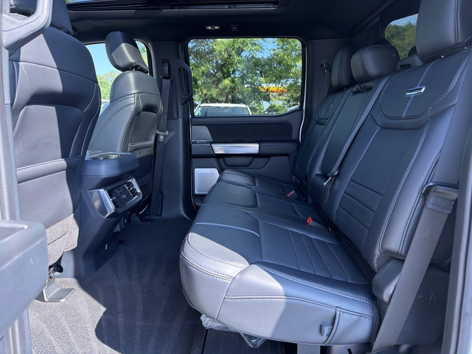 2025 Ford F-350SD Platinum