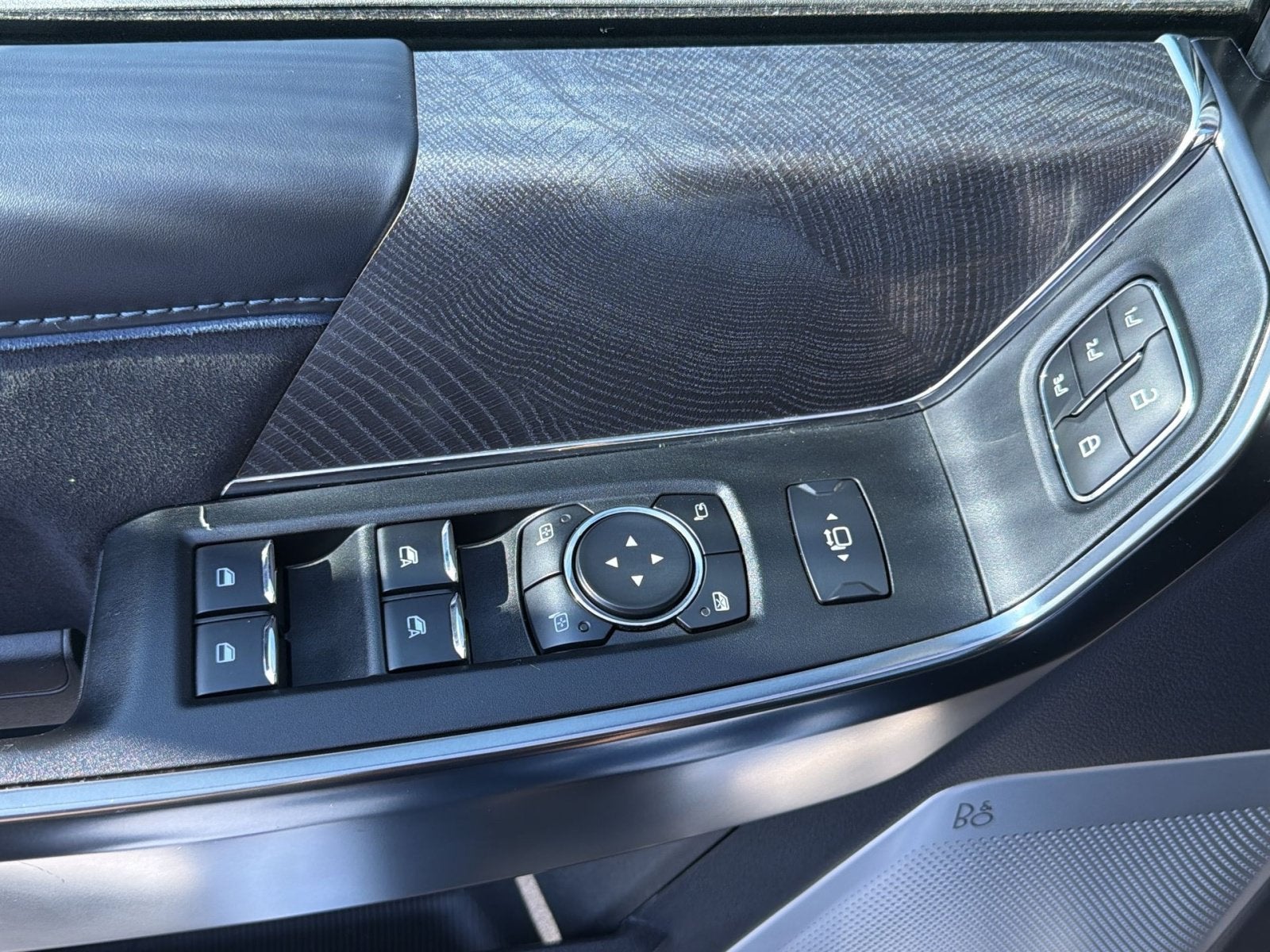 2025 Ford F-350SD Platinum