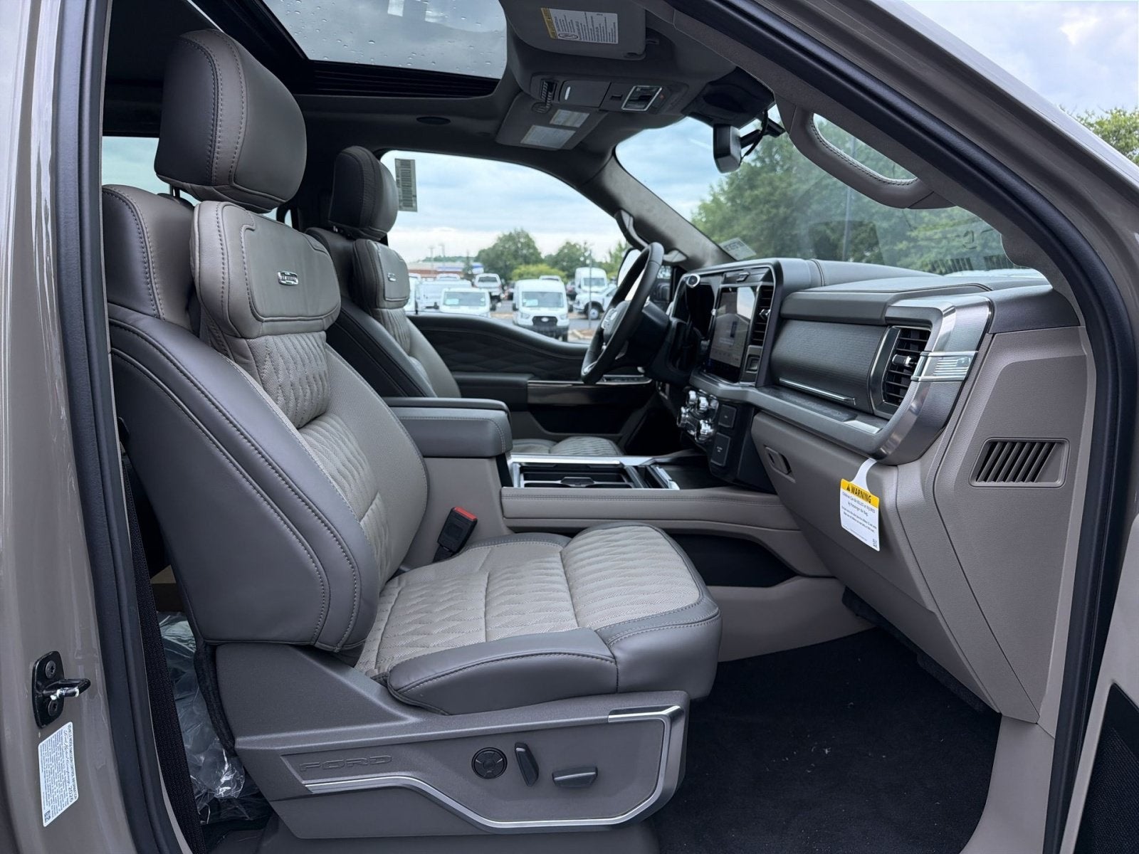 2026 Ford F-350SD Platinum Plus