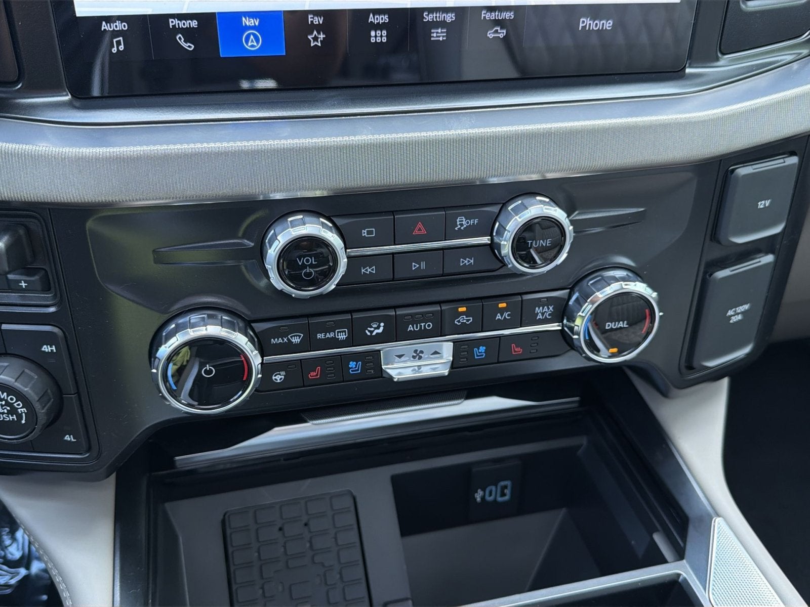 2026 Ford F-350SD Platinum Plus Tremor