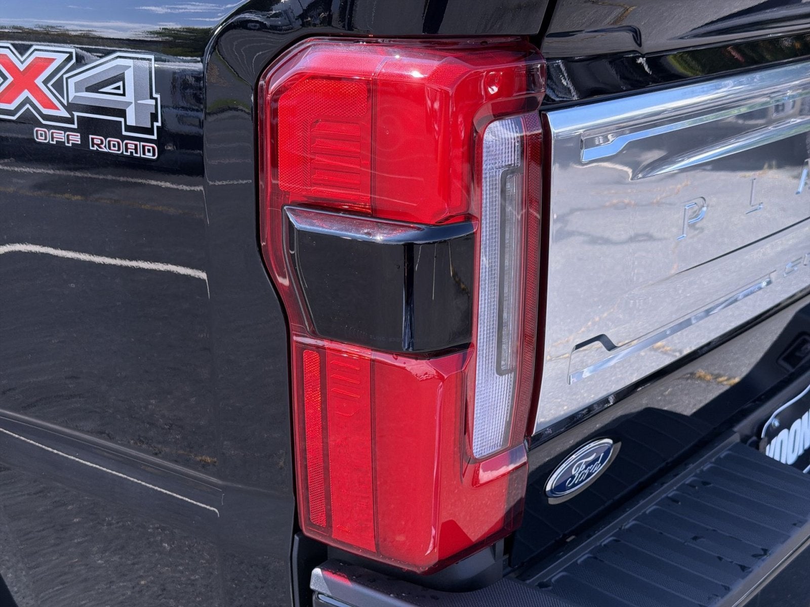 2026 Ford F-350SD Platinum Plus