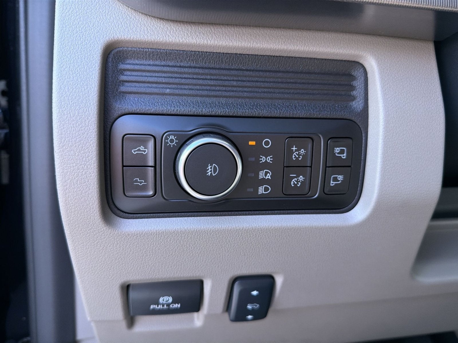 2026 Ford F-350SD Platinum Plus