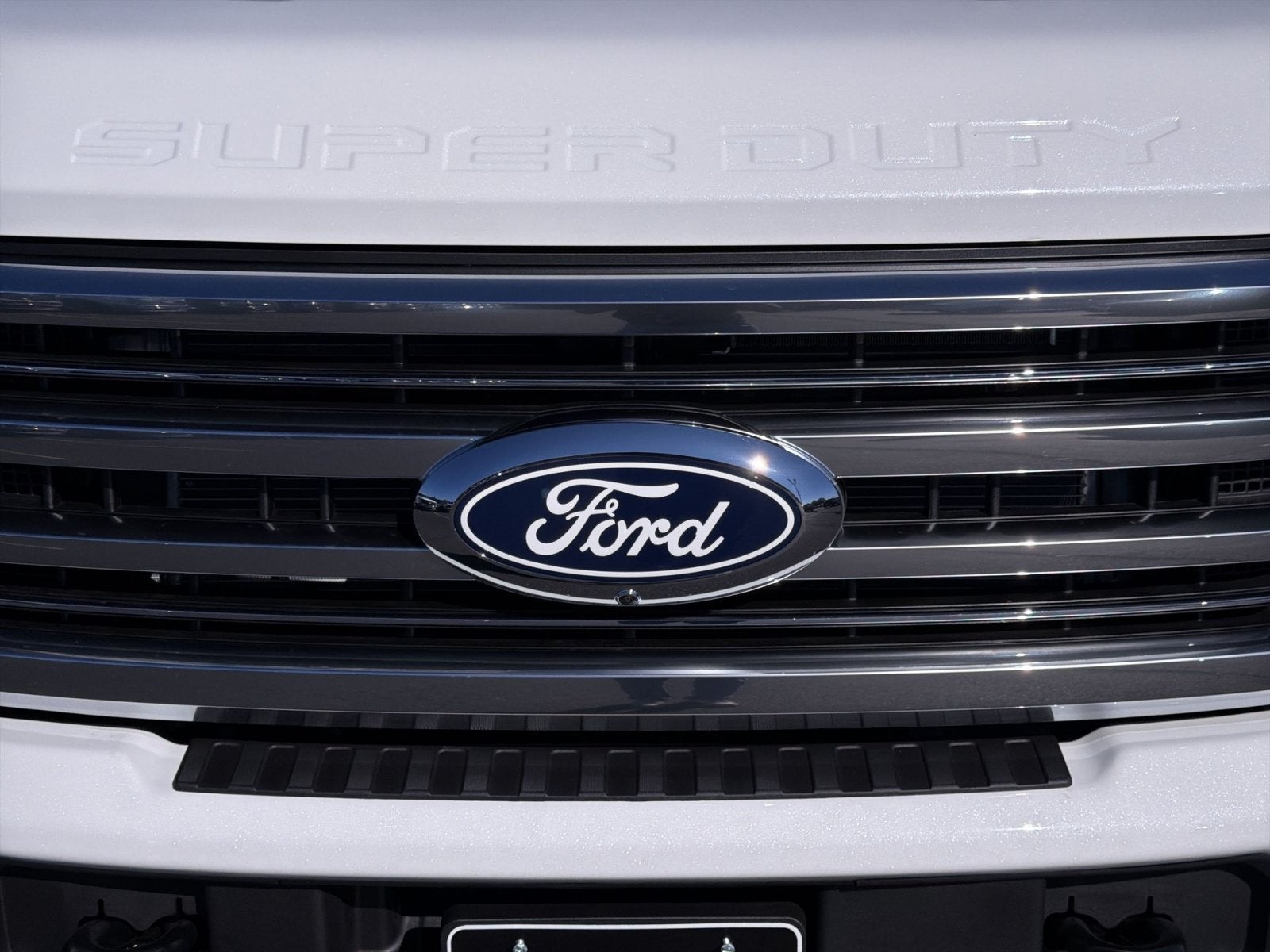 2027 Ford F-350SD Platinum