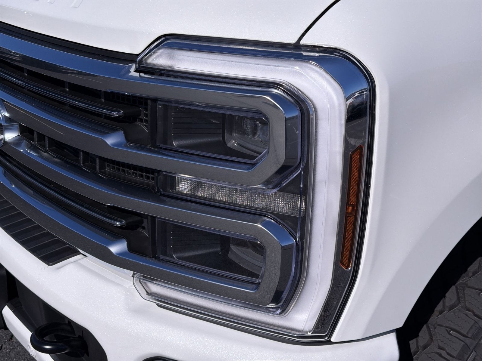 2027 Ford F-350SD Platinum