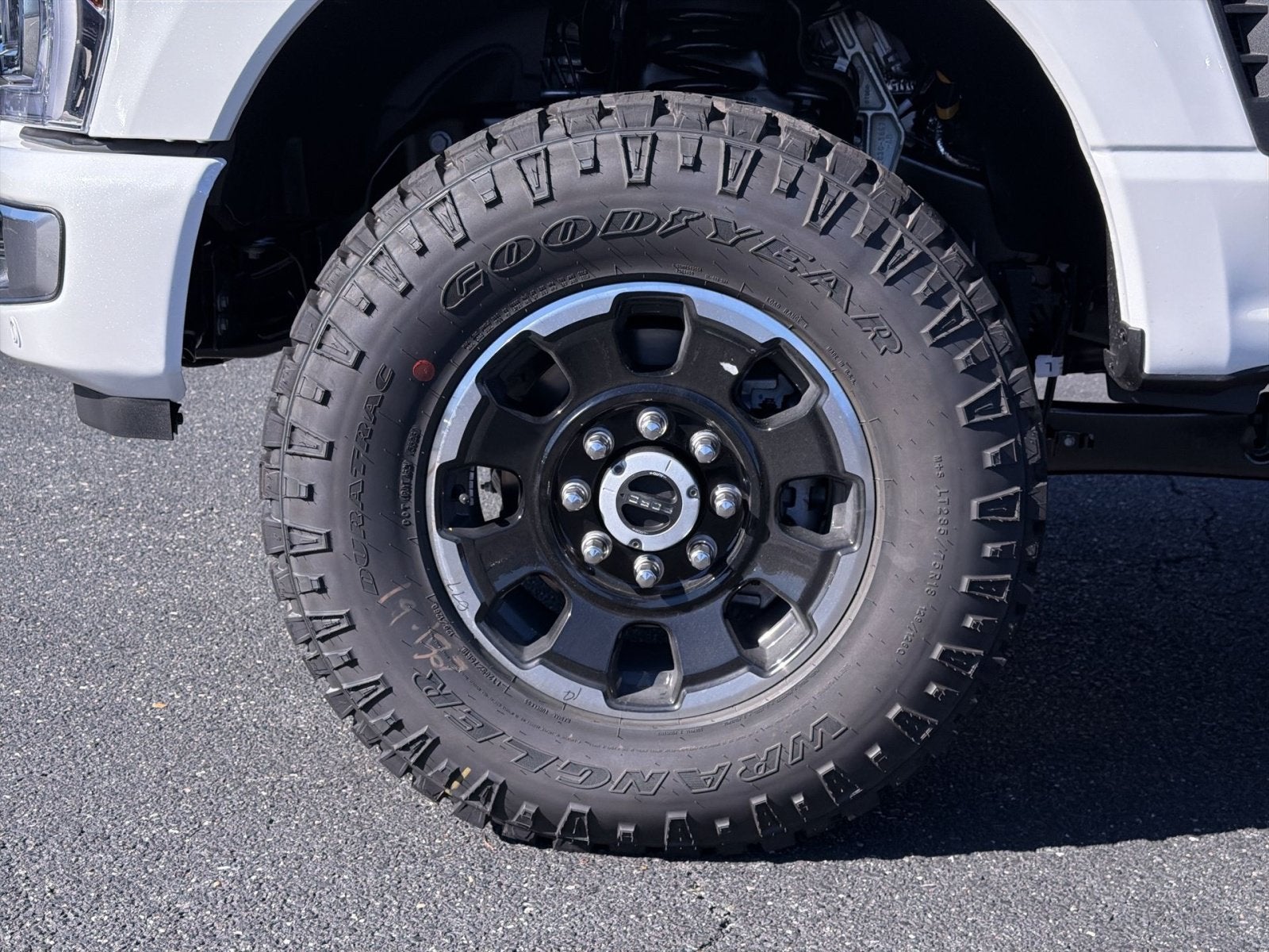 2027 Ford F-350SD Platinum