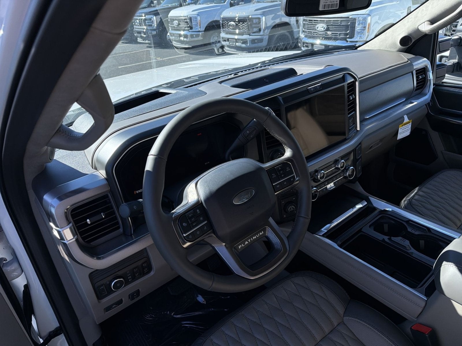 2027 Ford F-350SD Platinum