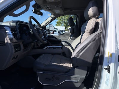 2027 Ford F-350SD Platinum