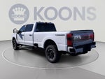 2027 Ford F-350SD Platinum