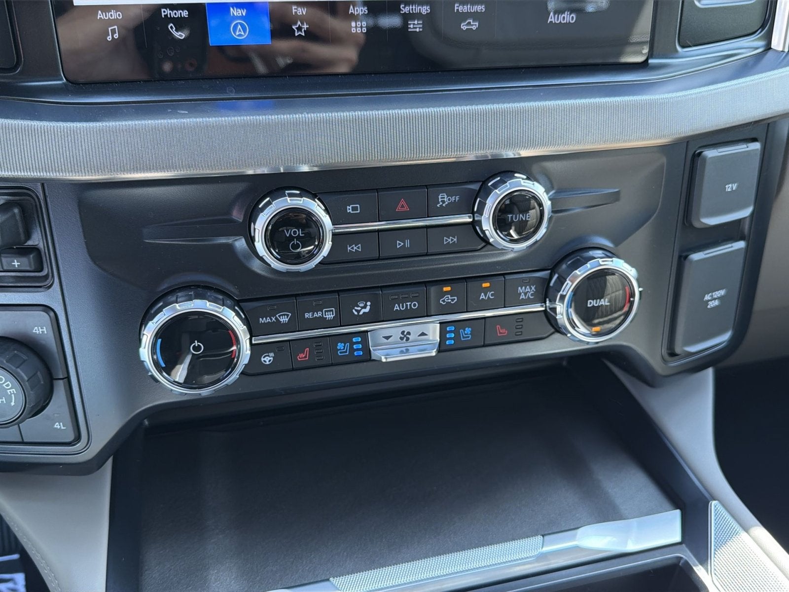 2026 Ford F-350SD Platinum Plus Tremor