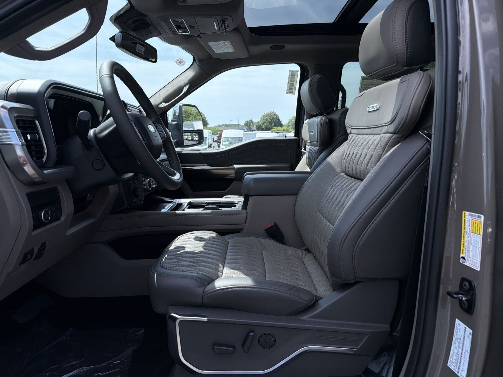 2026 Ford F-350SD Platinum Plus Tremor