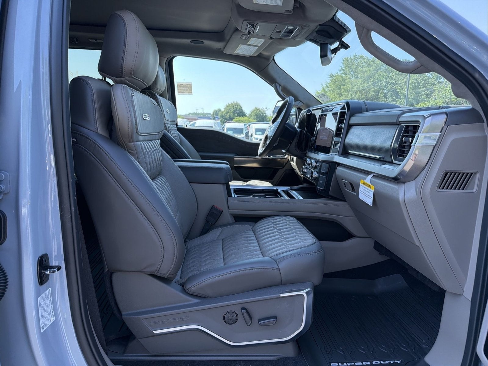 2026 Ford F-350SD Platinum Plus Tremor