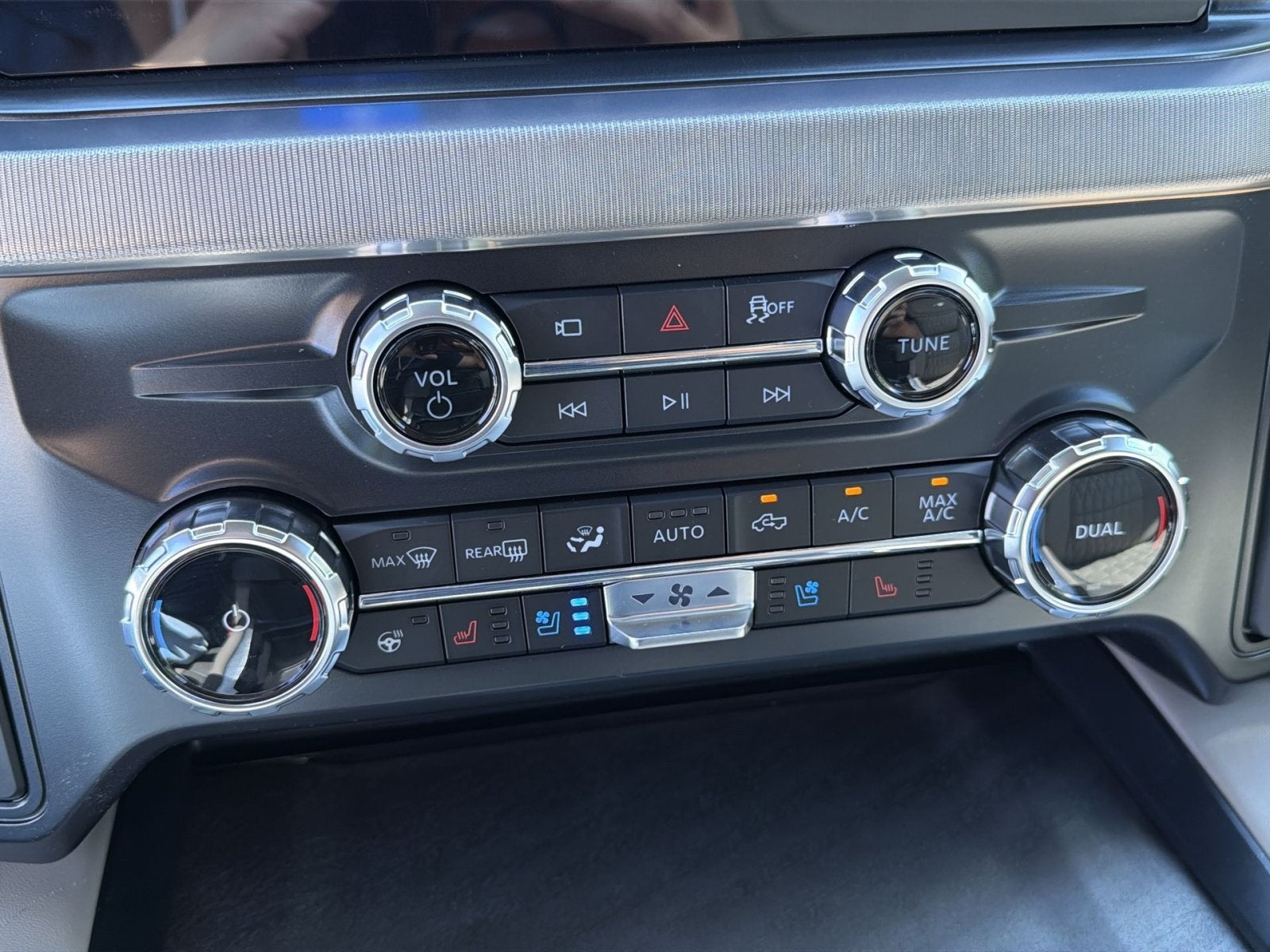 2026 Ford F-350SD Platinum Plus