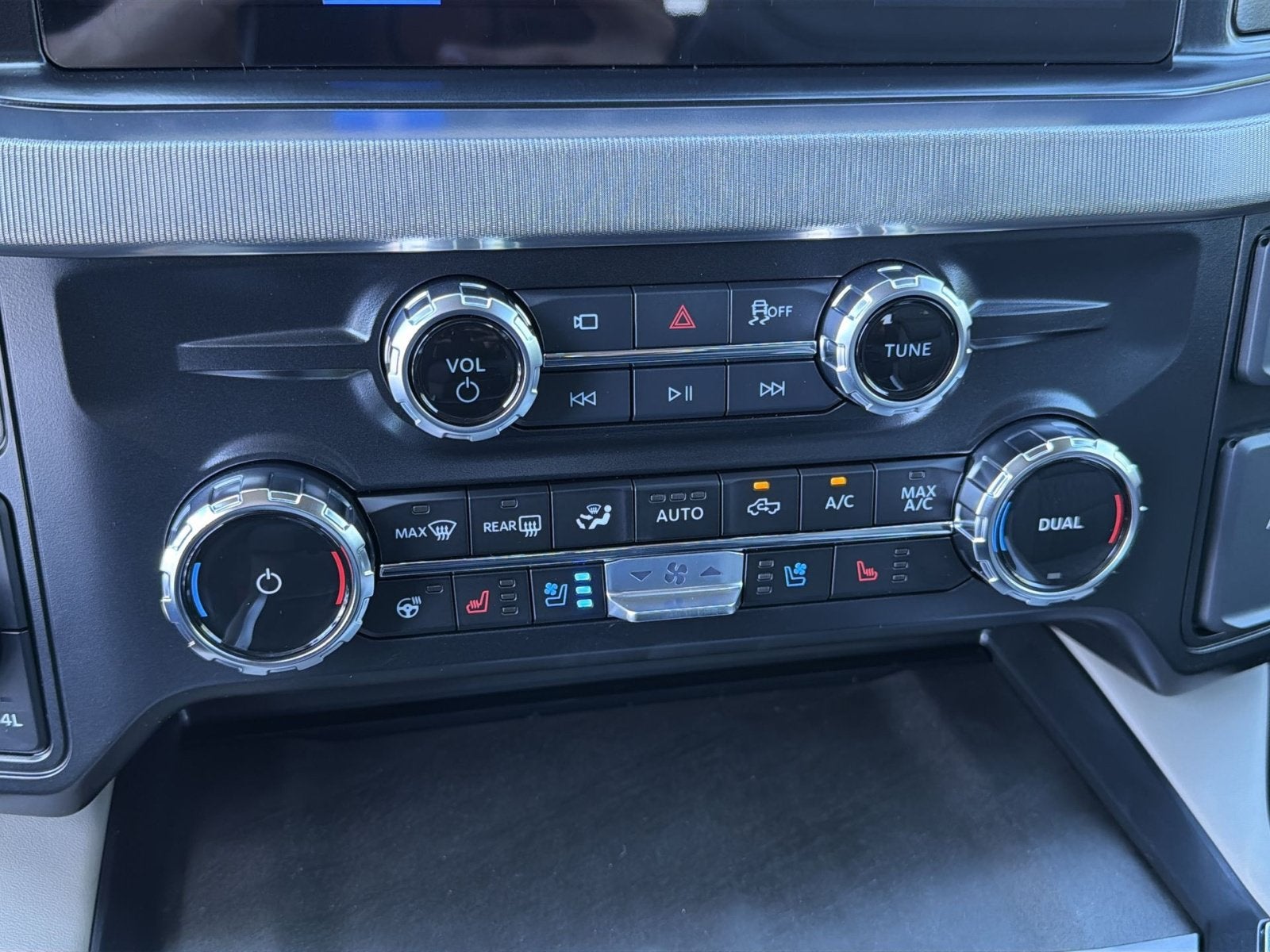 2026 Ford F-350SD Platinum Plus Tremor