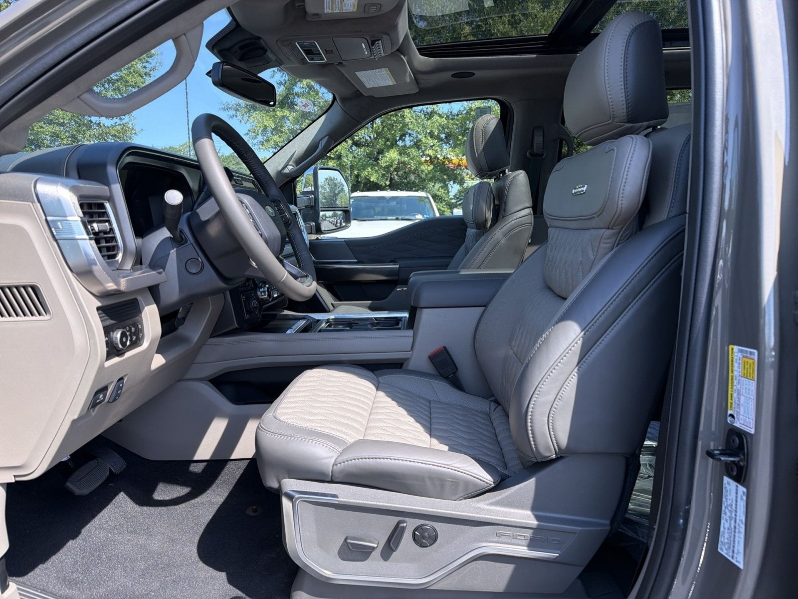 2026 Ford F-350SD Platinum Plus Tremor