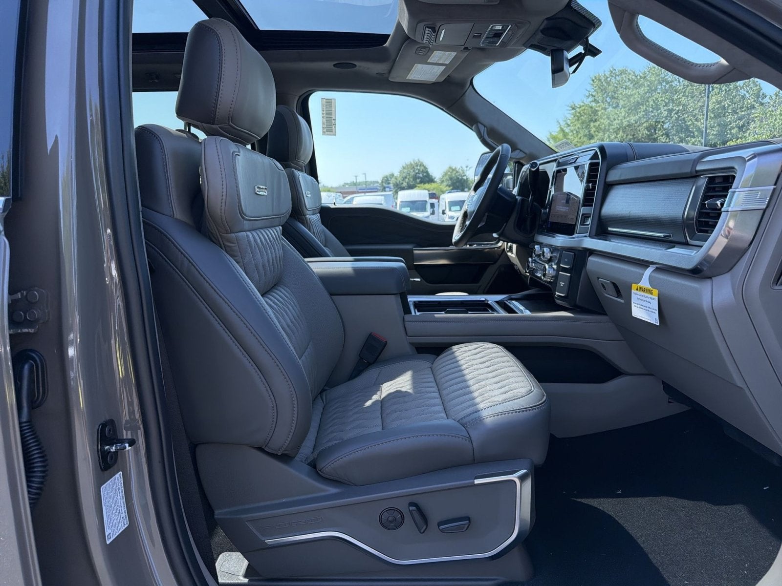 2026 Ford F-350SD Platinum Plus Tremor