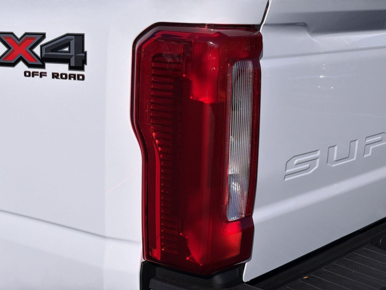 2027 Ford F-350SD XL