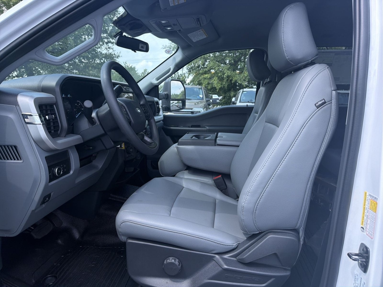 2027 Ford F-350SD XL