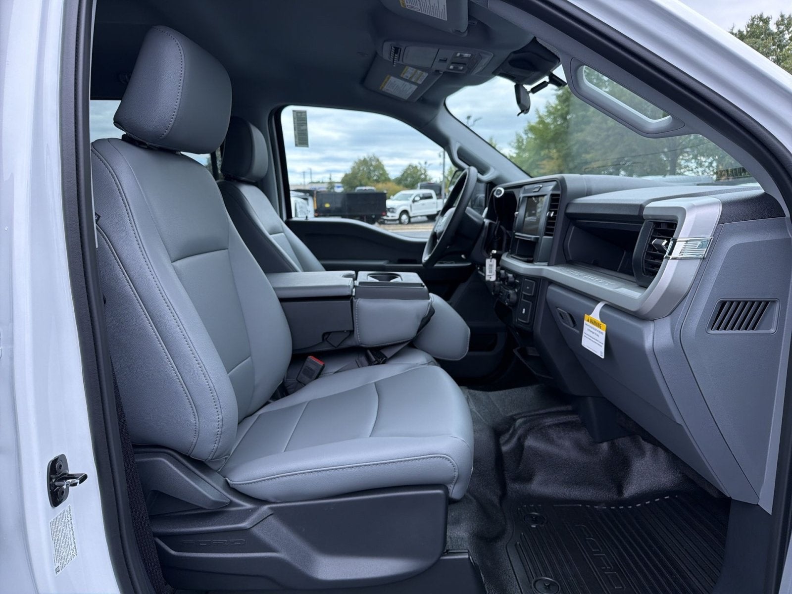 2027 Ford F-350SD XL