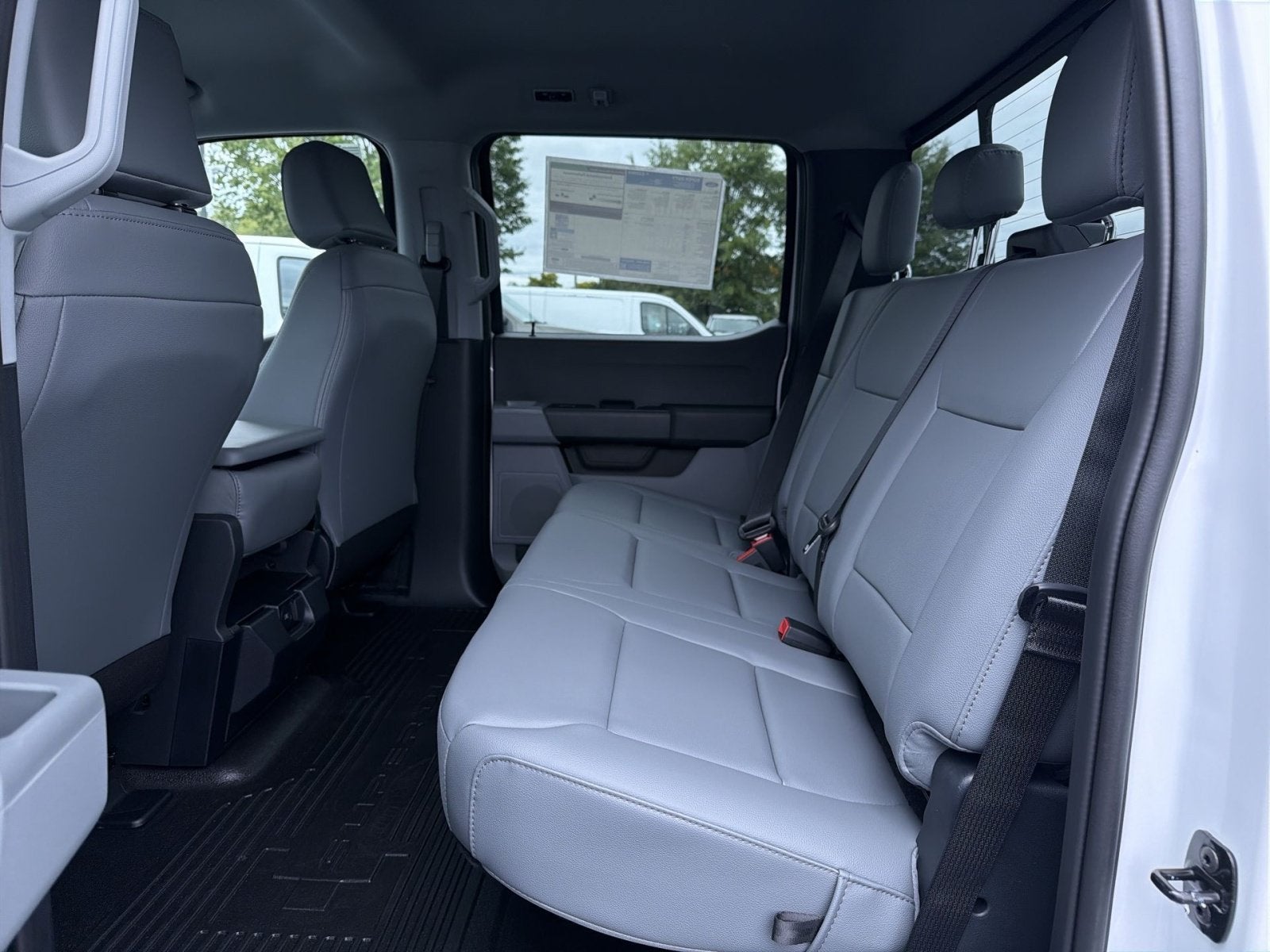 2027 Ford F-350SD XL